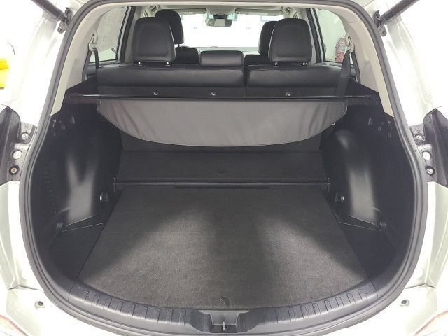 Used 2016 Classic Silver Metallic Toyota Limited image 37