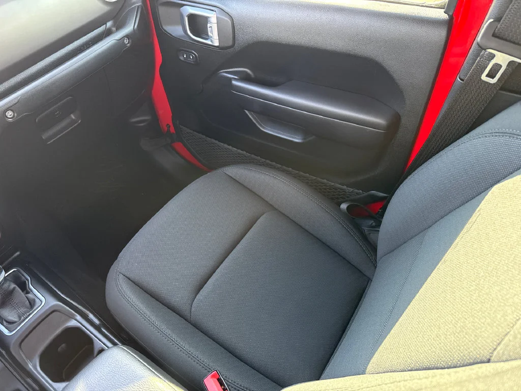 Used 2020 Red Jeep Sport image 16