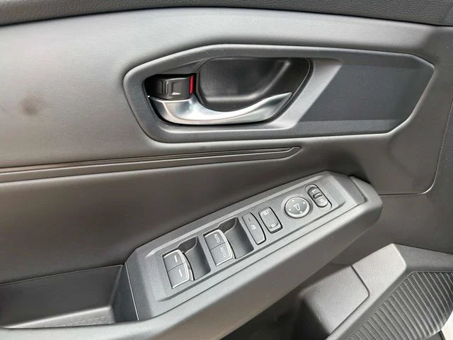 Used 2024  Honda EX image 20