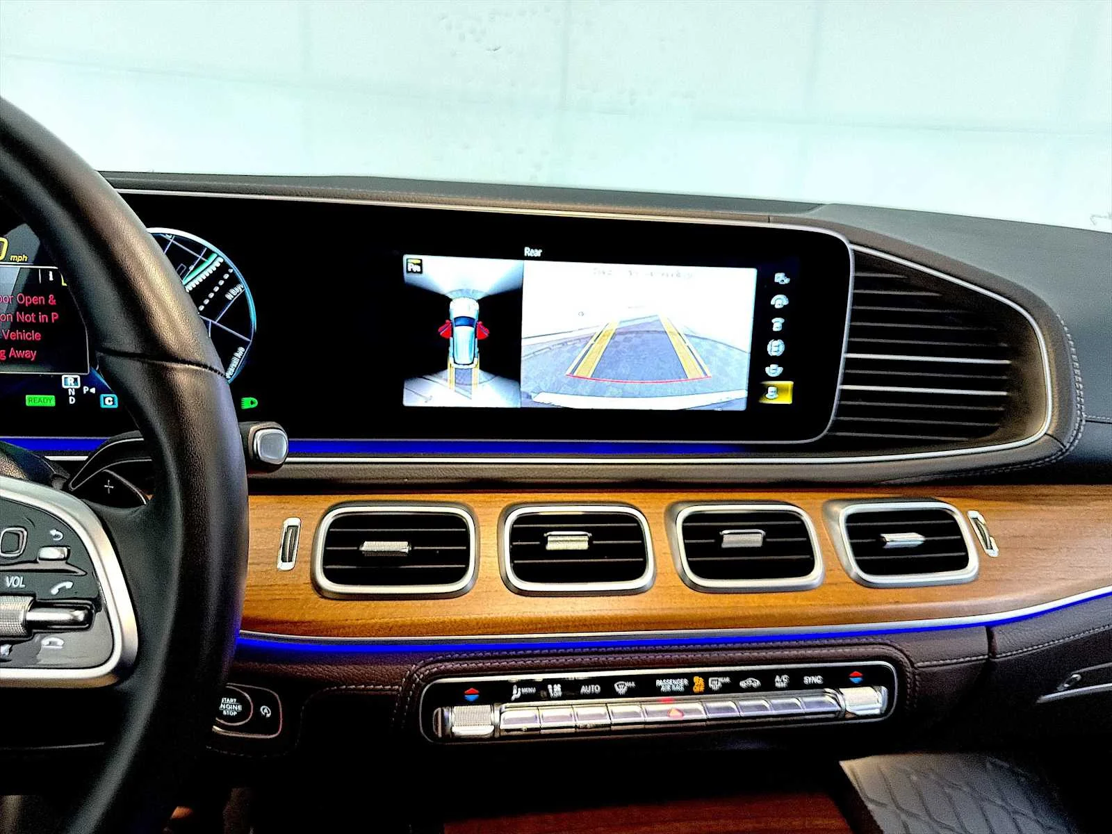 Used 2022 Lunar Blue Metallic Mercedes-Benz GLE 450 image 15