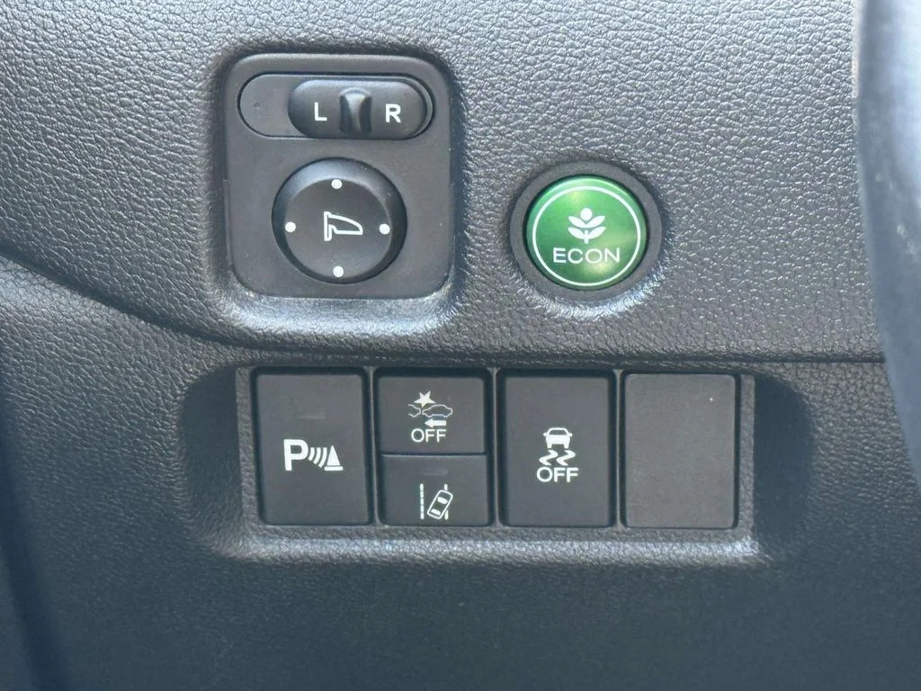 Used 2019  Honda Touring image 29