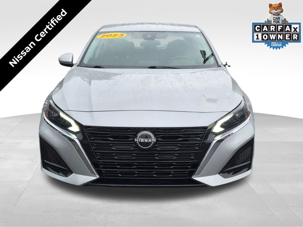 Certified Used 2023 Brilliant Silver Metallic Nissan 2.5 SV image 3