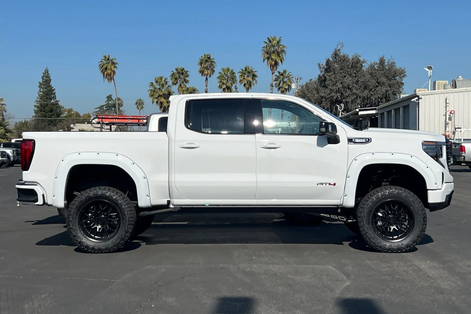 2026 GMC Sierra 1500 AT4 - Photo 3