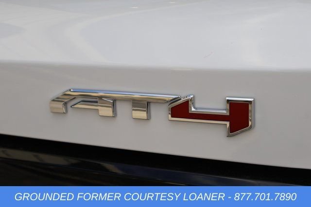 New 2026 Summit White GMC AT4 image 7