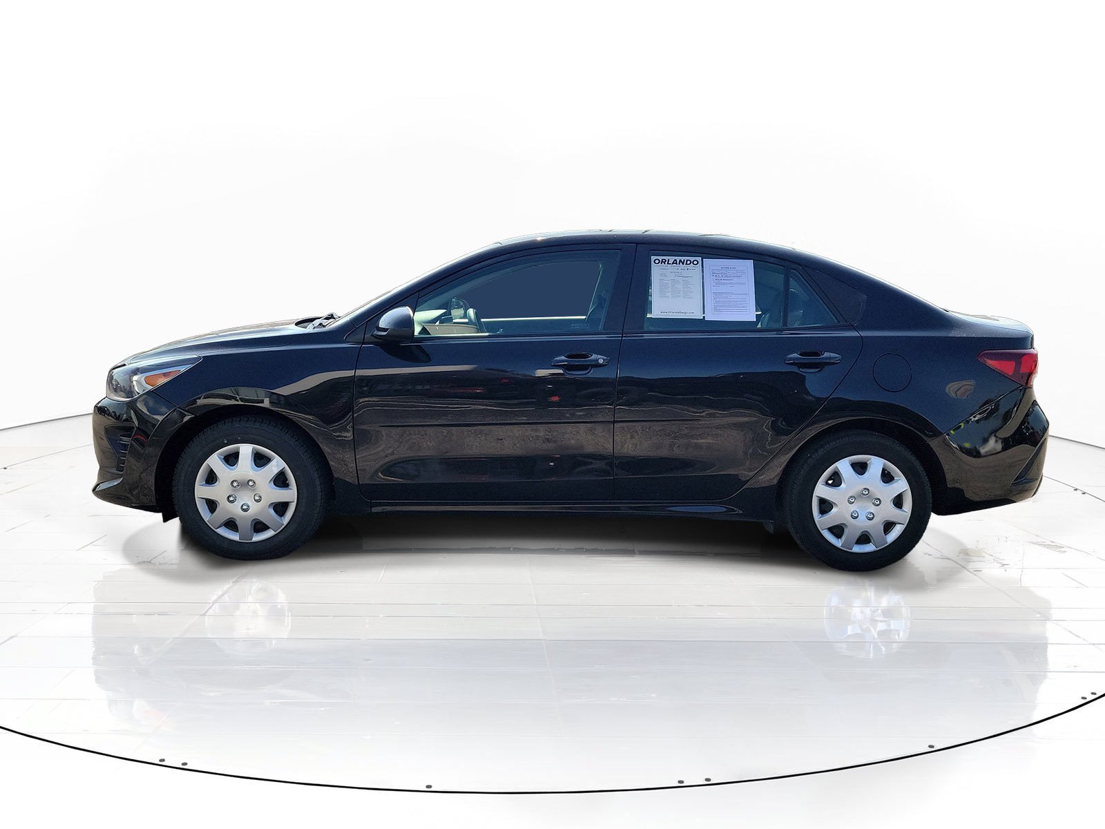 Used 2022 Aurora Black Kia LX image 4