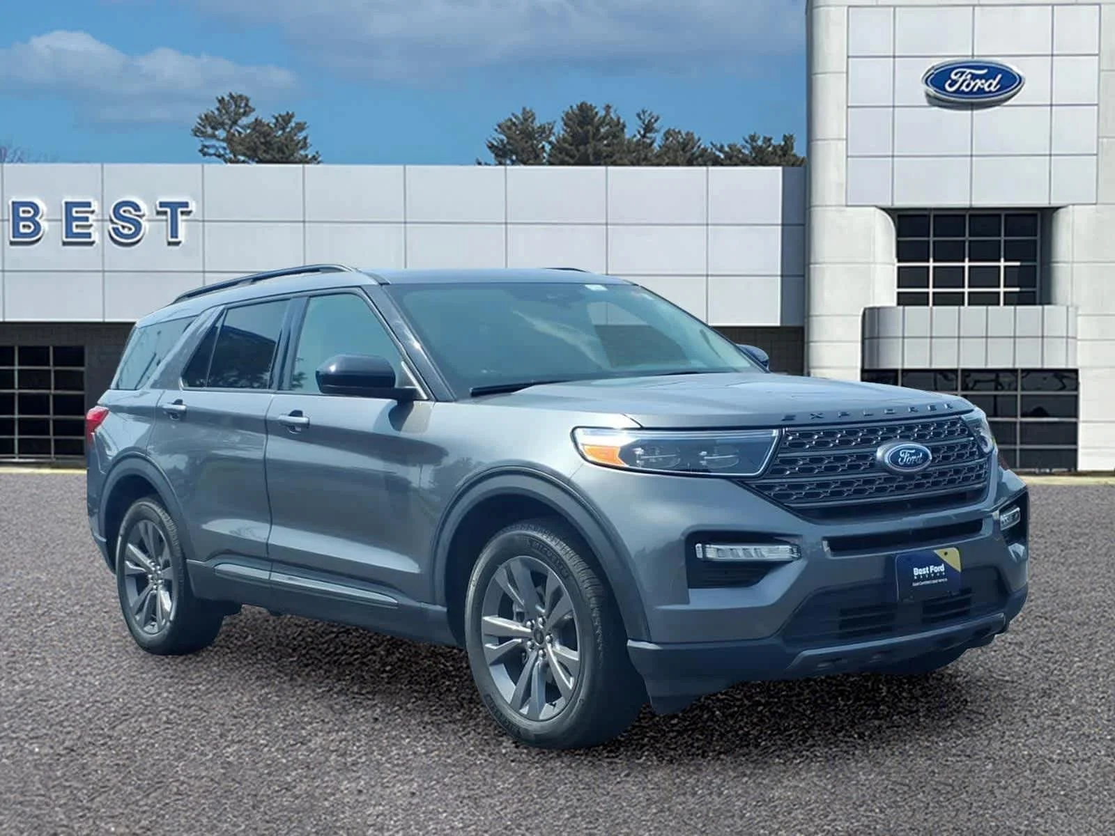Used 2022 Carbonized Gray Metallic Ford XLT image 10