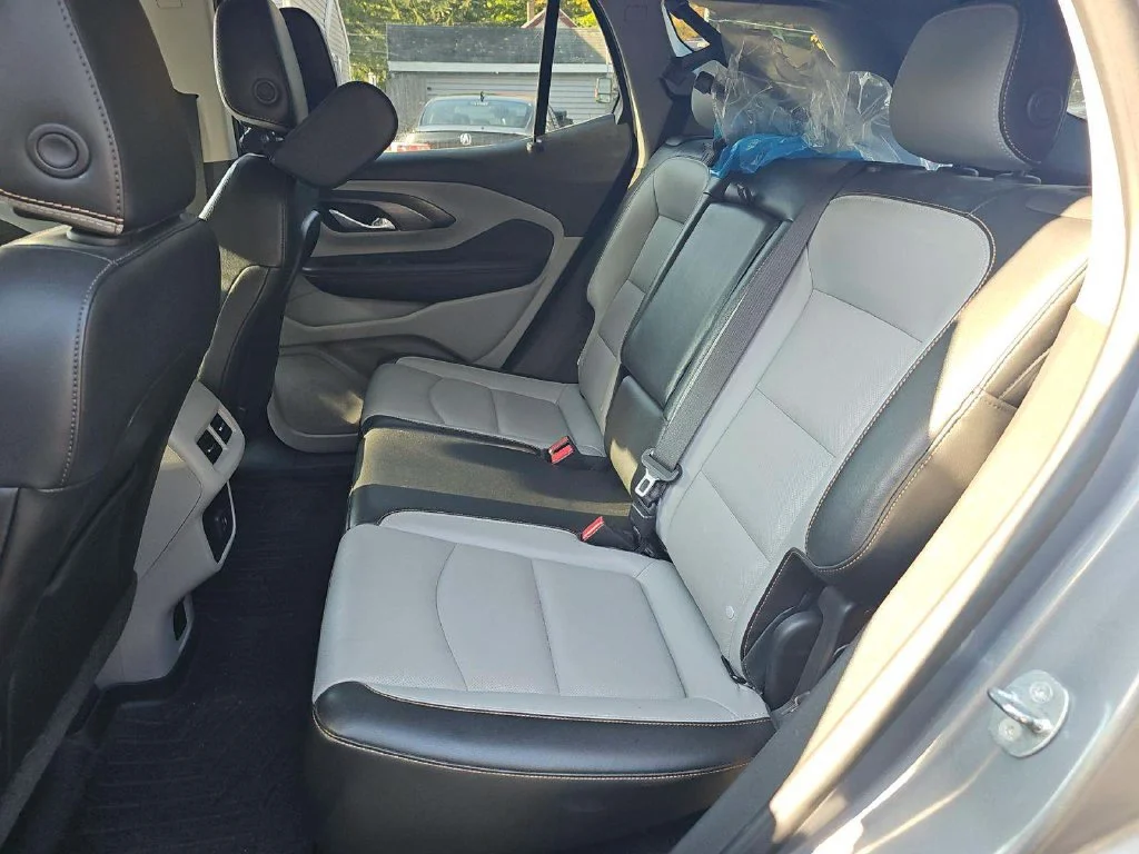 Used 2020 Gray GMC SLT image 22