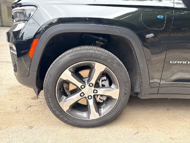 Used 2023 Diamond Black Crystal Pearlcoat Jeep 4xe image 24