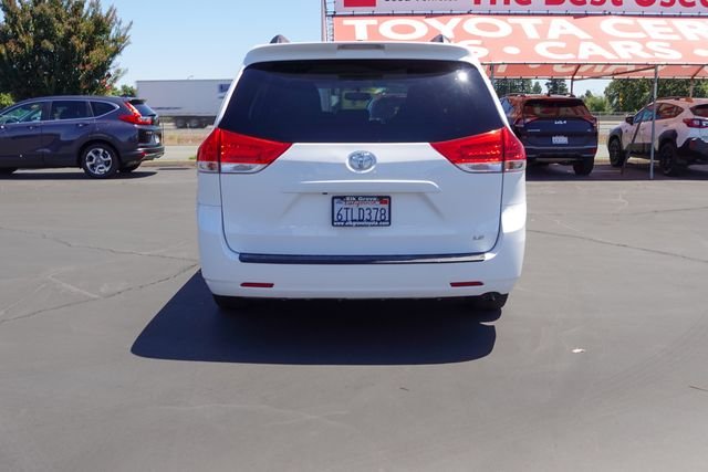 Used 2011 White Toyota LE image 9