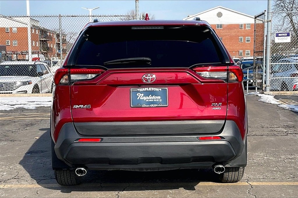 2022 TOYOTA RAV4 - Image 2