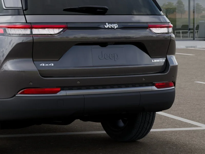 New 2026 Baltic Gray Metallic Clear-Coat Exterior Paint Jeep Limited image 39