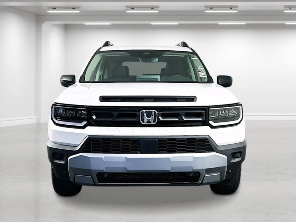 New 2026 Platinum White Pearl Honda RTL Towing image 6