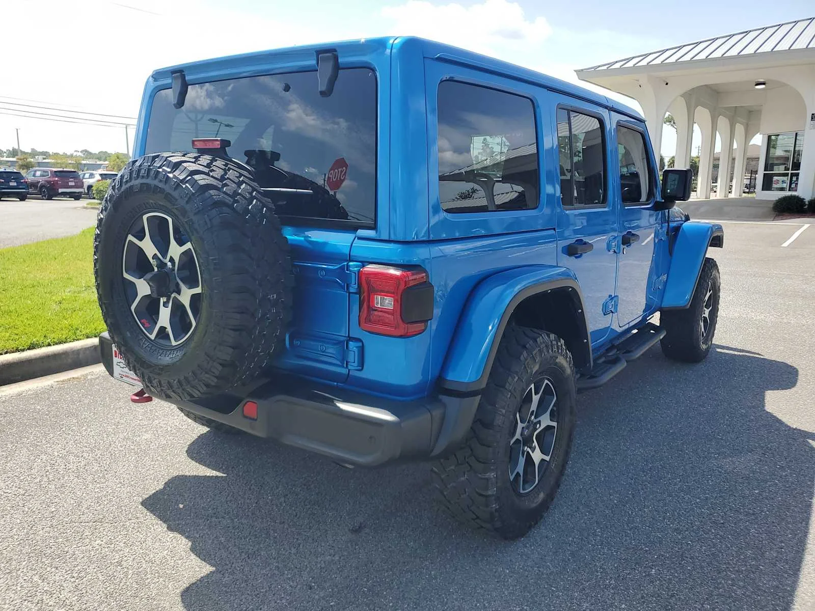 Used 2021  Jeep Unlimited Rubicon image 8