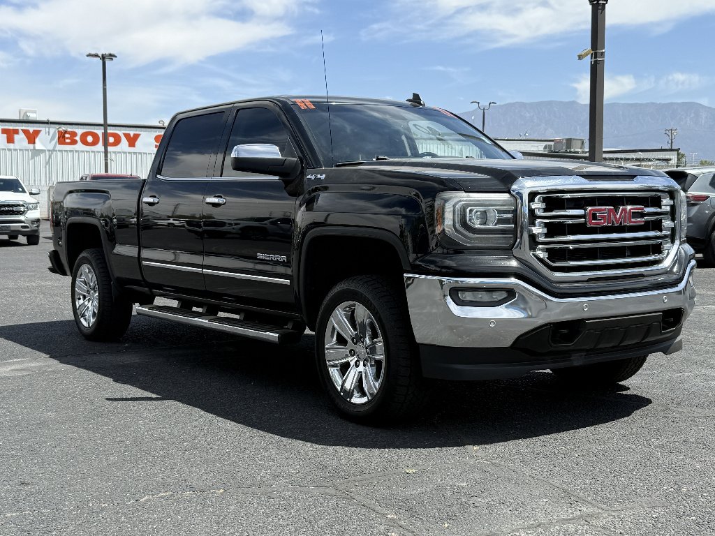 2018 GMC Sierra 4WD Crew Cab Standard Box SLT's photo