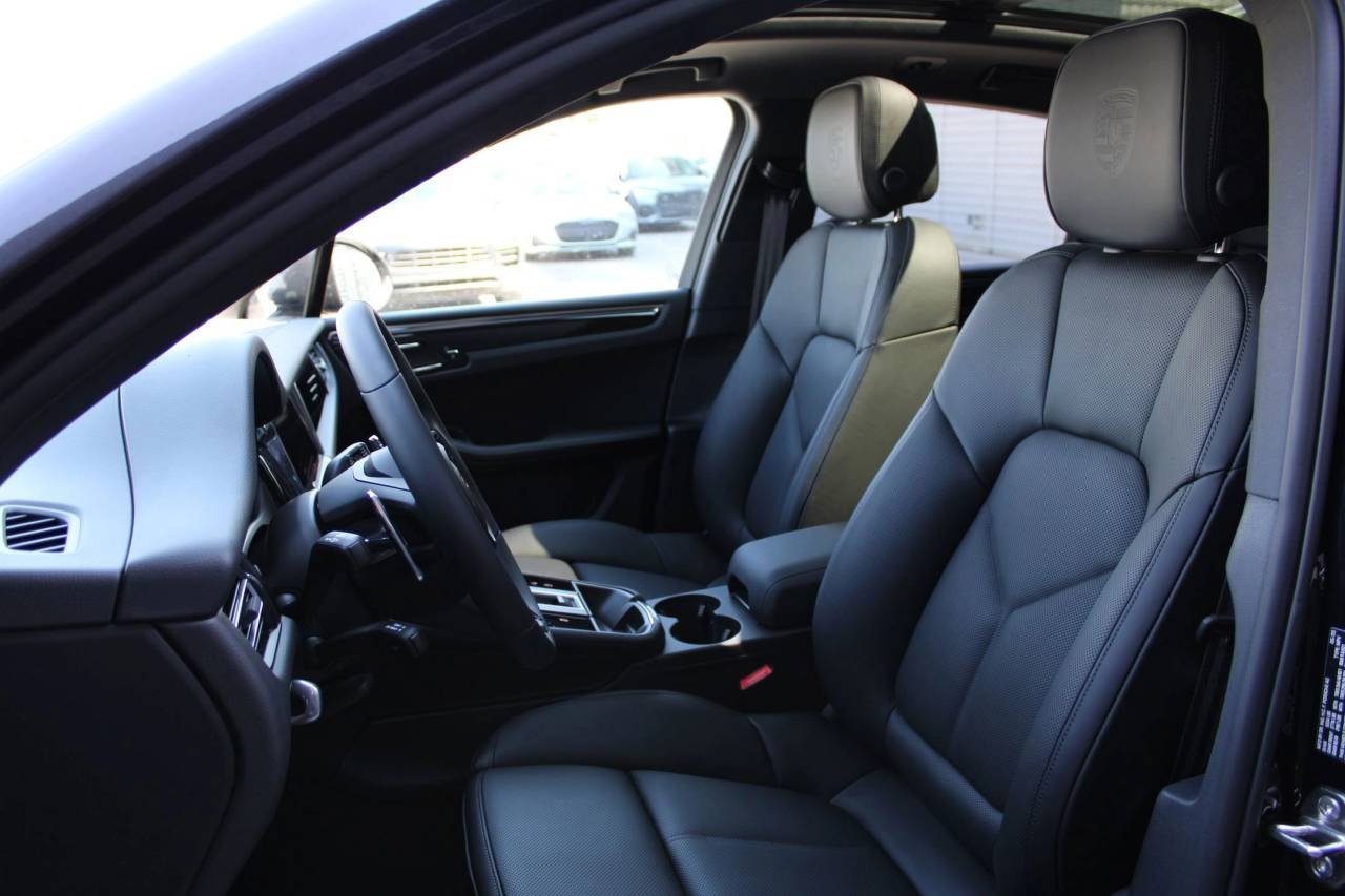 New 2025 Jet Black Metallic Porsche  image 5