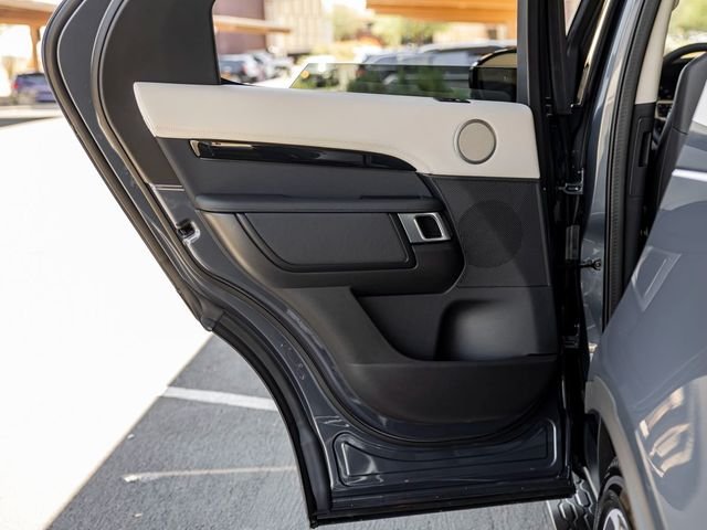 2025 Land Rover Discovery S - Photo 20