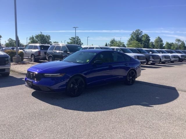 Used 2024 Blue Honda Sport-L image 1