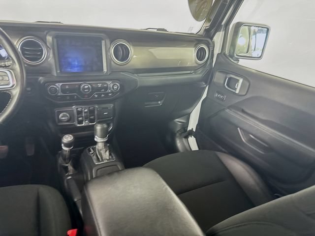 Used 2020 White Jeep Overland image 23