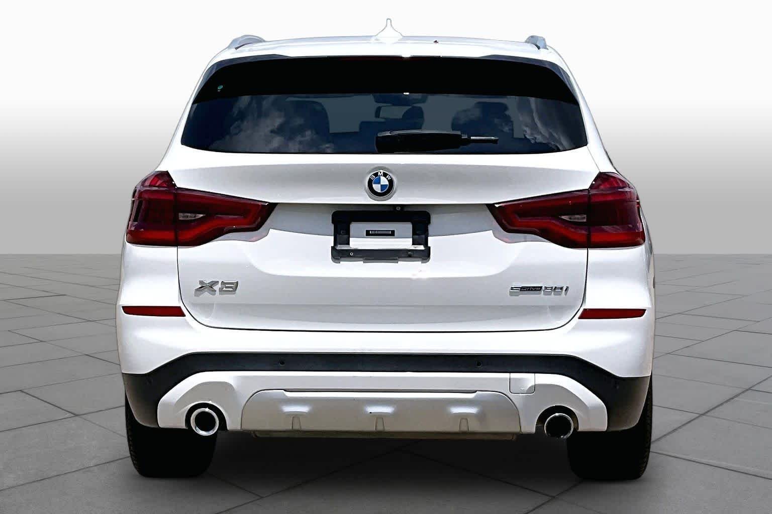 Used 2019 Alpine White BMW sDrive30i image 7