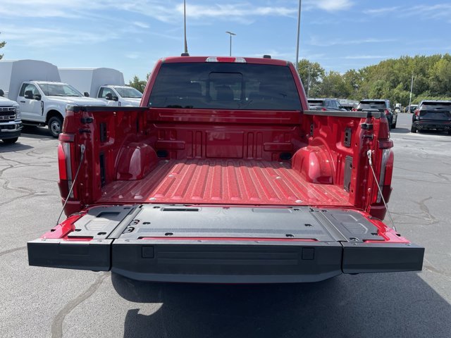 New 2025 Rapid Red Metallic Tinted Clearcoat Ford Lariat® image 5