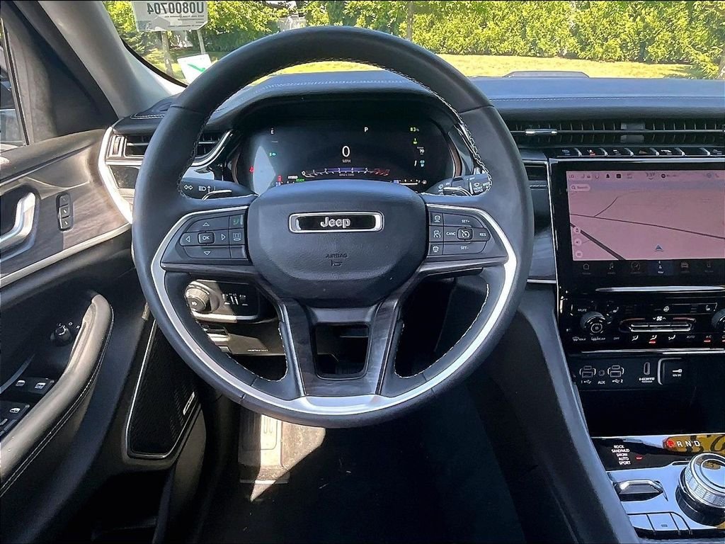 Used 2023 White Jeep 4xe image 17