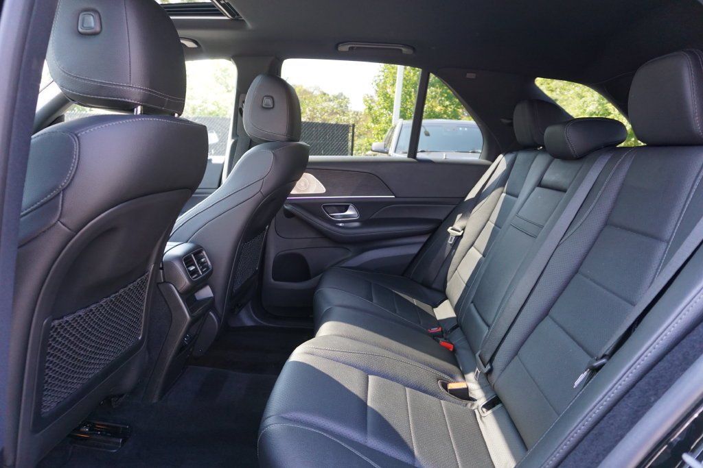Certified Used 2021 Black Mercedes-Benz GLE 350 image 24