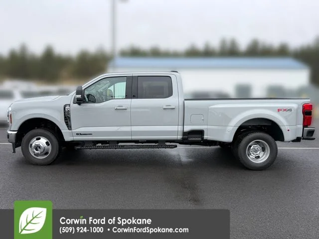 New 2026 Avalanche Ford XLT image 8
