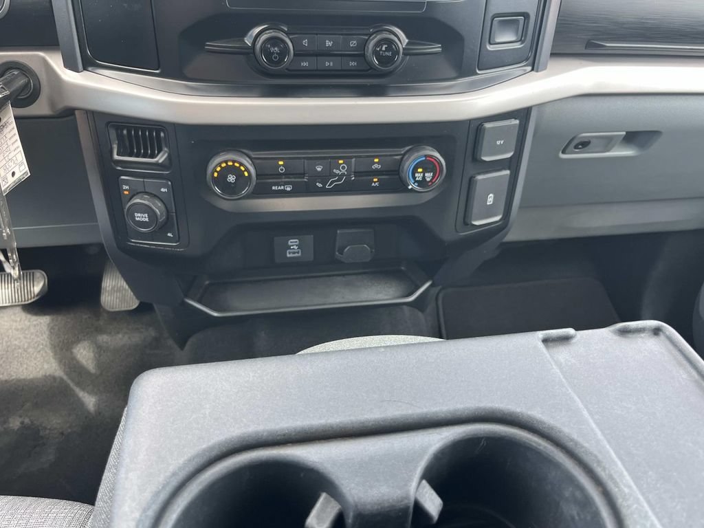 Used 2023 Blue Ford XLT image 29