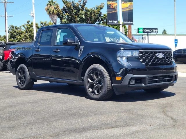 New 2025 Shadow Black Ford XLT image 35