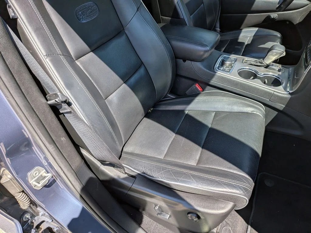 Used 2019 Blue Jeep Overland image 30