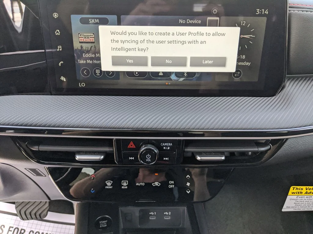 Used 2025 White Nissan SR image 14