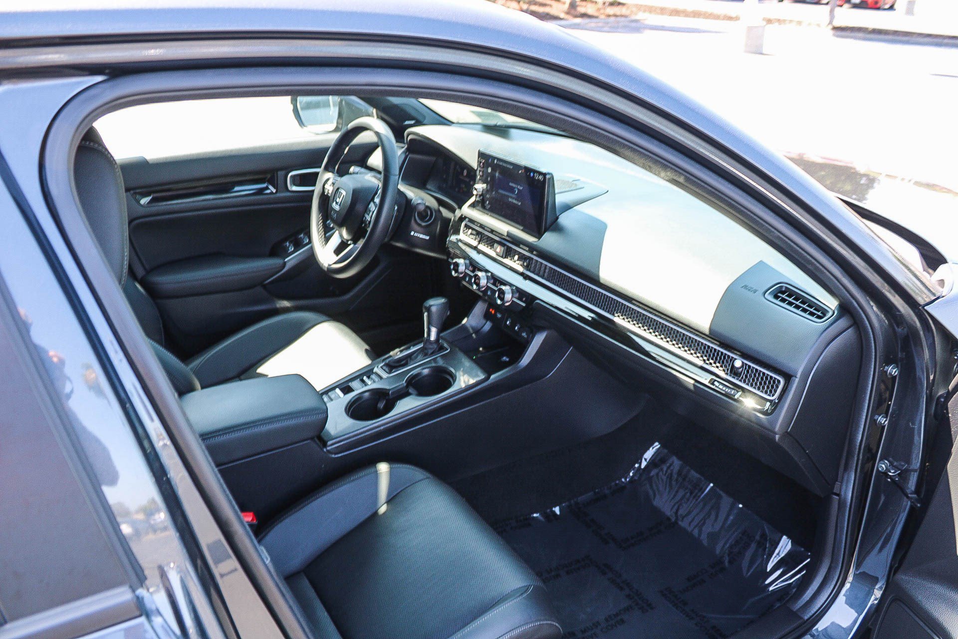 2025 Honda Civic Sport Touring - Photo 43
