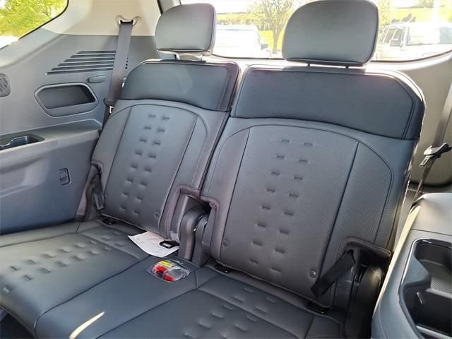 2026 Kia EV9 Wind - Photo 16