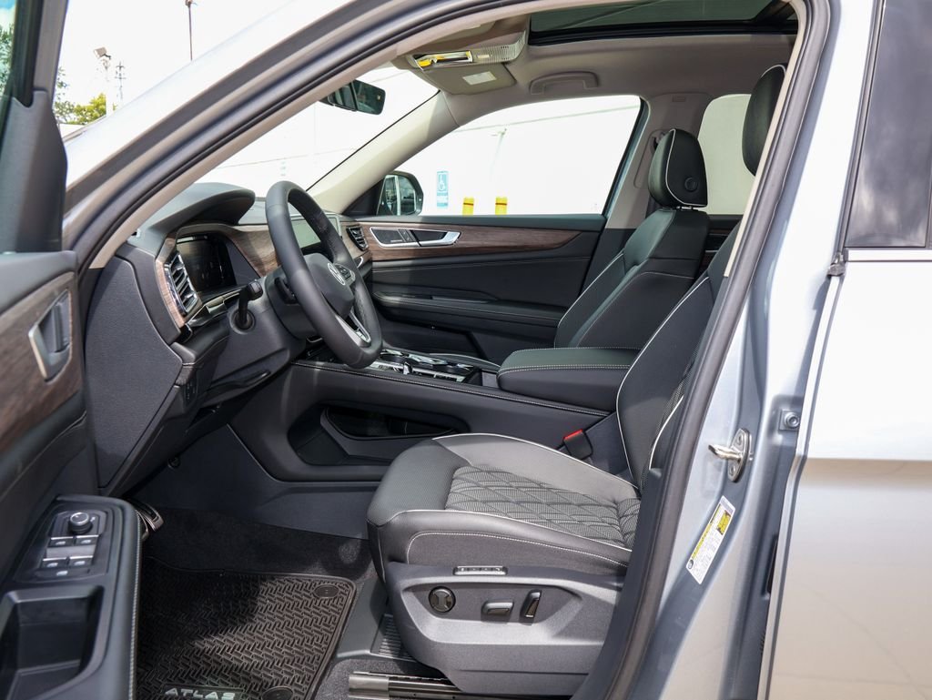 New 2026 Silver Volkswagen 2.0T SEL Premium R-Line image 12