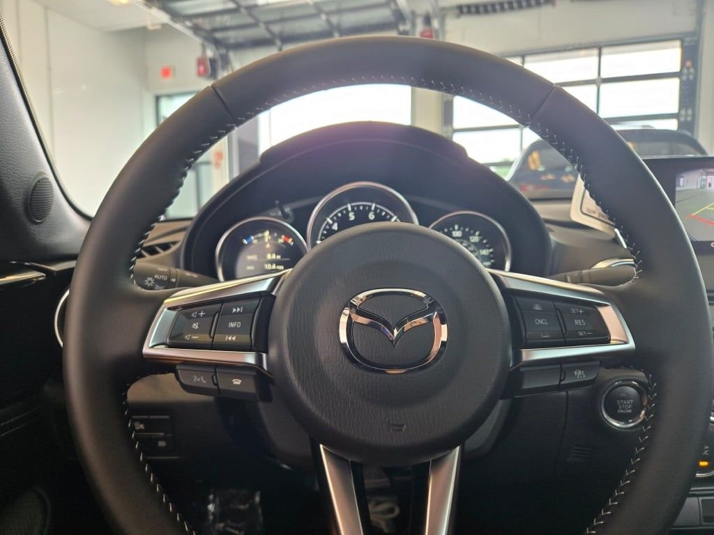 2025 Mazda MX-5 Miata Grand Touring - Photo 25