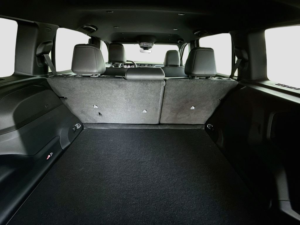 New 2026 Diamond Black Crystal Pearlcoat Jeep 85th Anniversary image 29