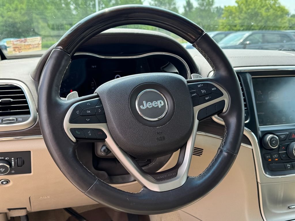 Used 2014 Cashmere Jeep Overland image 23