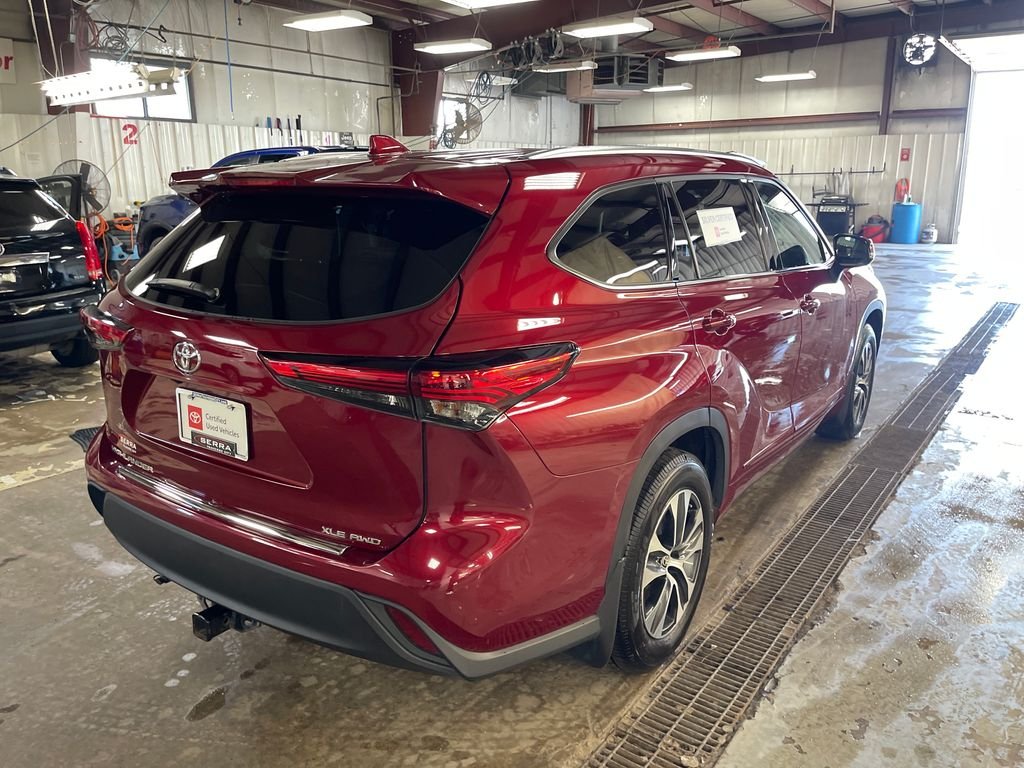 Used 2021 Red Toyota XLE image 5