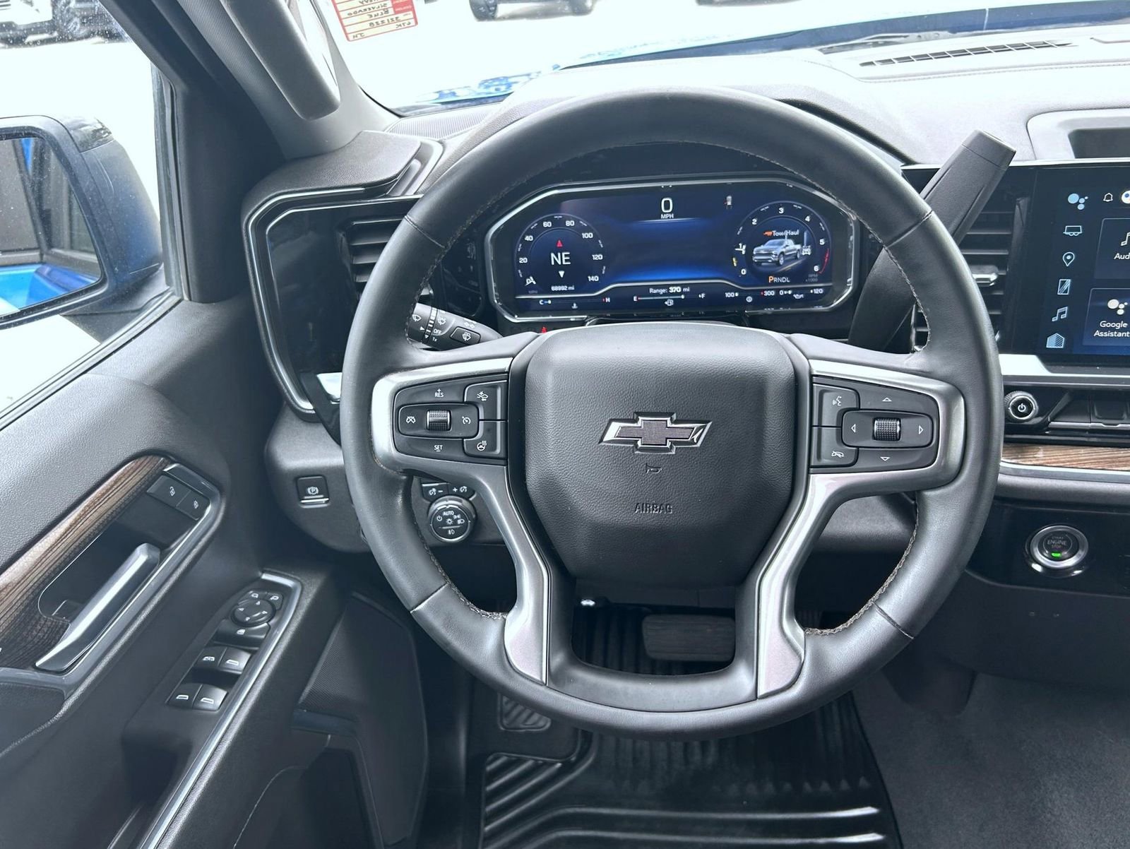 2023 Chevrolet Silverado 1500 RST - Photo 11