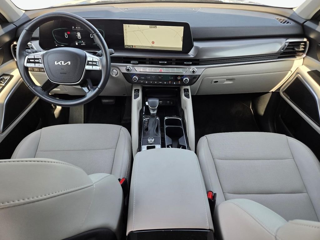 2025 Kia Telluride S - Photo 19