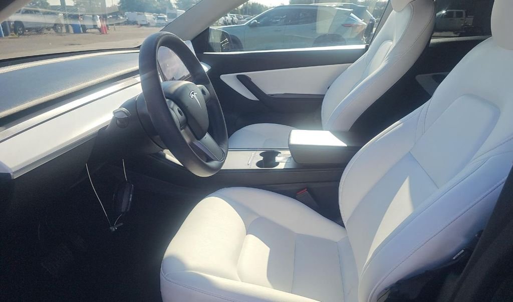 Used 2021 Silver Tesla Long Range image 5