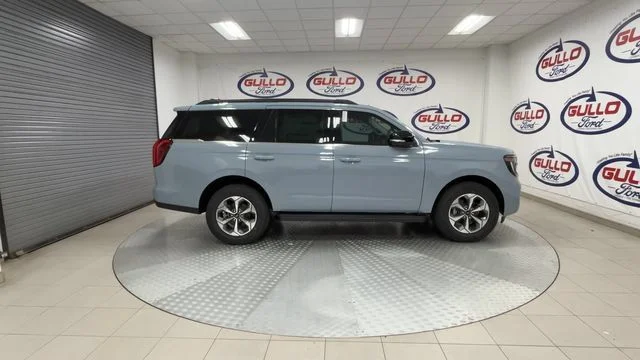 New 2027 Glacier Gray Metallic Tri-Coat Ford Active image 13