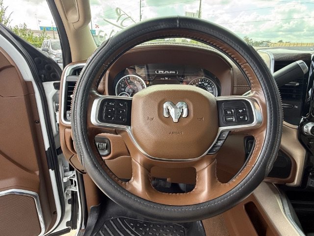 Used 2020 Bright White Clearcoat Ram Laramie image 20