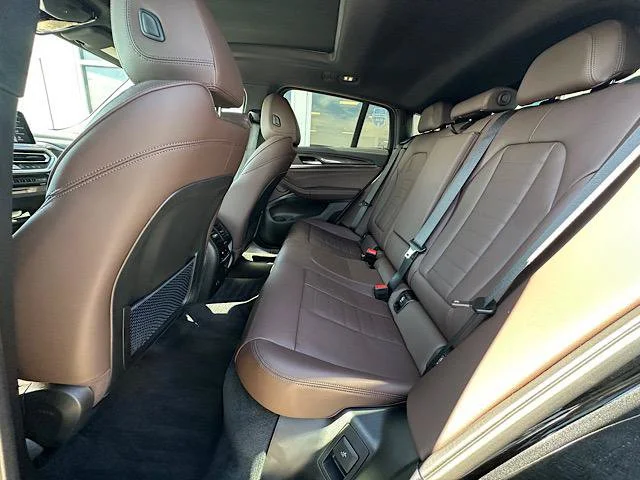 Used 2022 Black Sapphire Metallic BMW M40i image 21