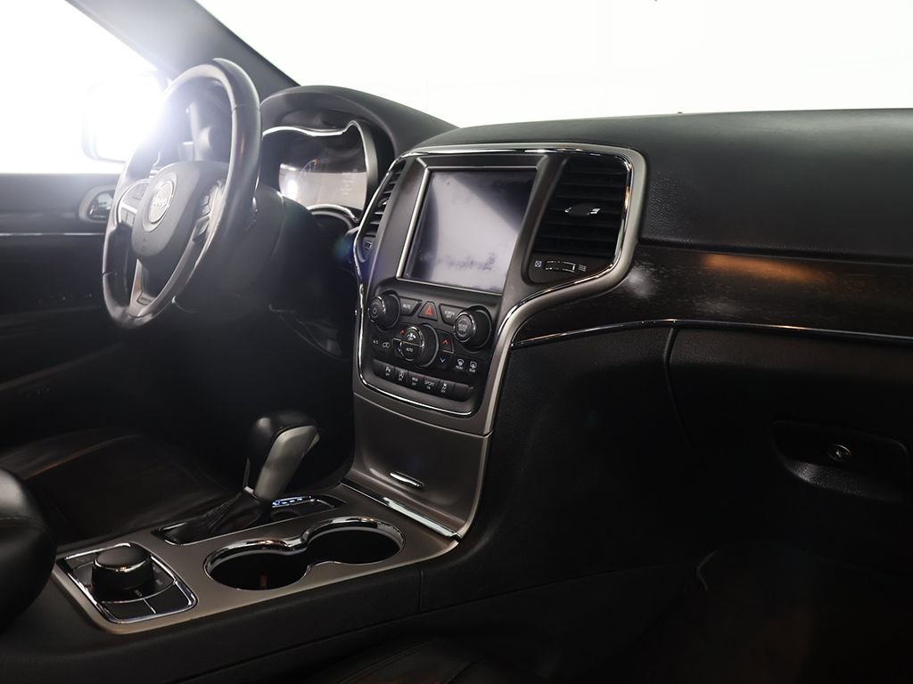 Used 2018 Black Jeep Limited image 27
