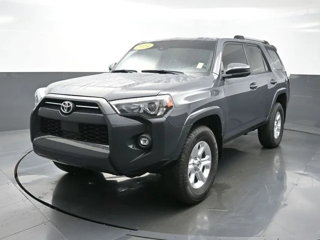 Used 2024  Toyota SR5 image 1