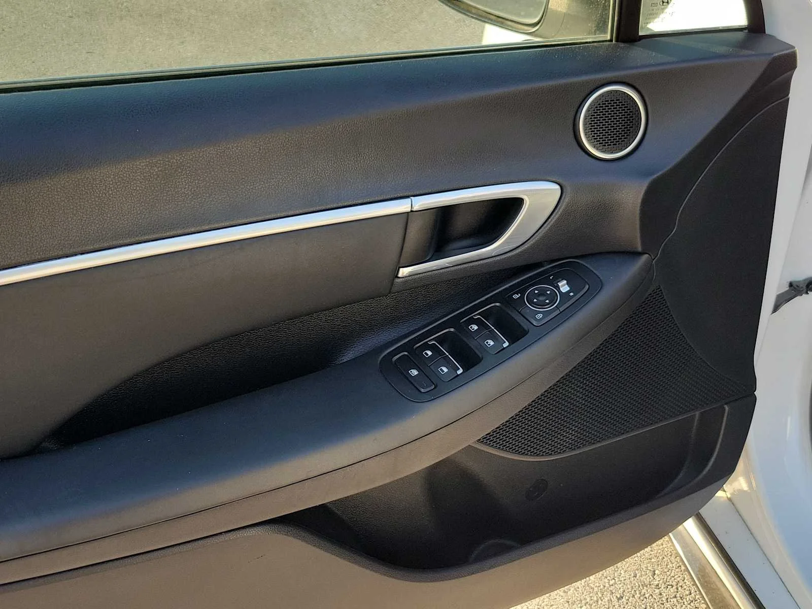 Used 2020 White Hyundai SEL image 18