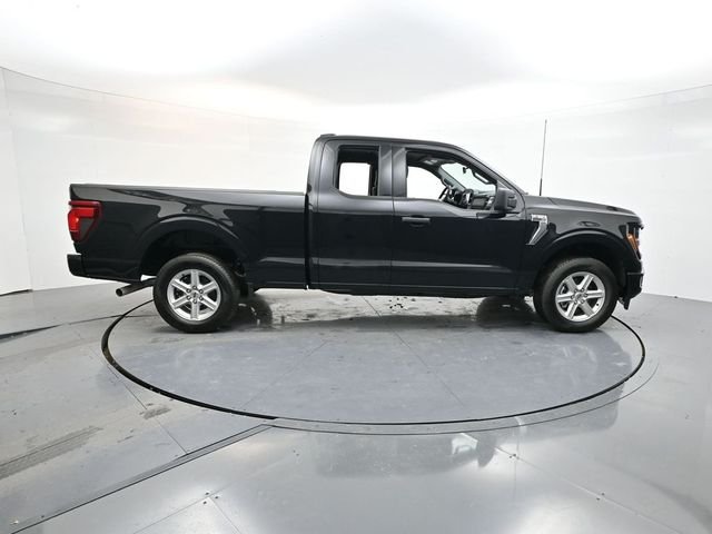 New 2026 Black Ford XLT image 8