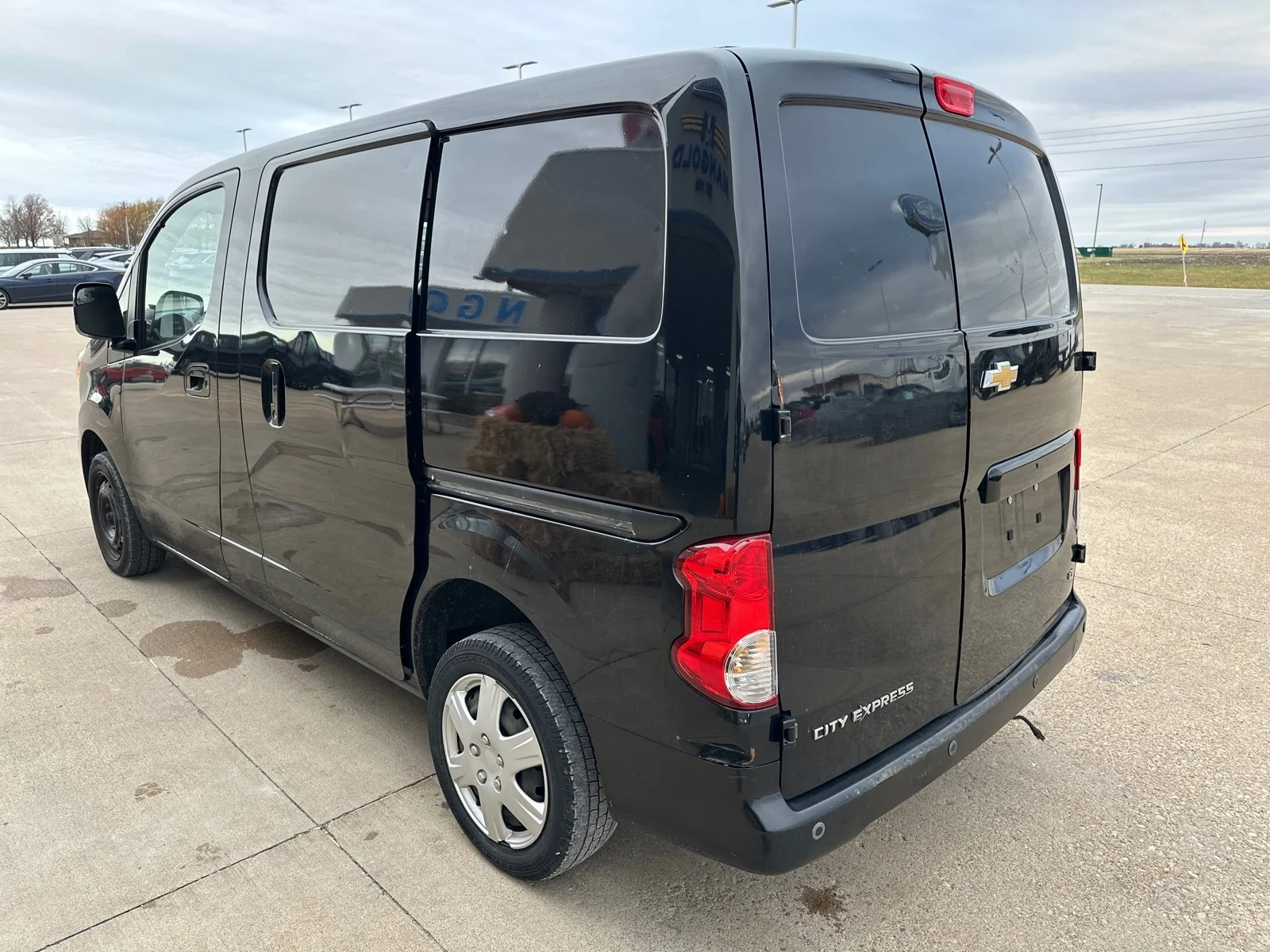 Used 2015 Black Chevrolet LS image 6