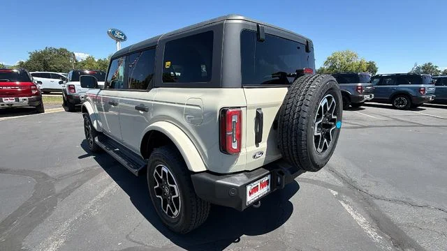 New 2026 Desert Sand Ford Outer Banks® image 40